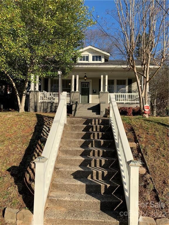605 E Broad St, Statesville, NC 28677 - photo 2