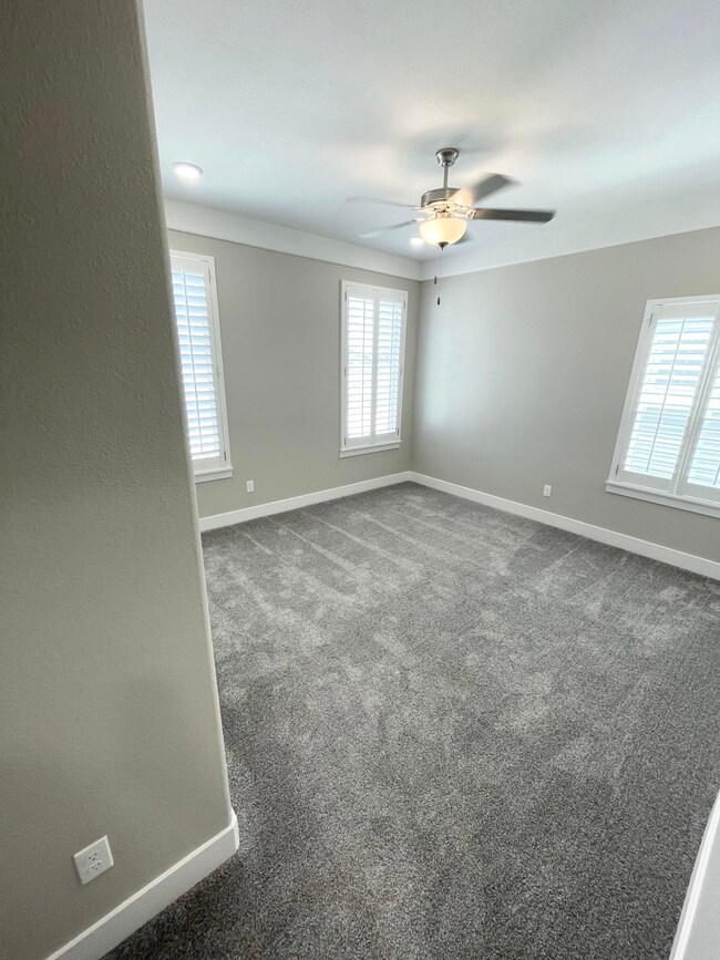 13576 Lawkland St, Horizon City, TX 79928 - photo 3