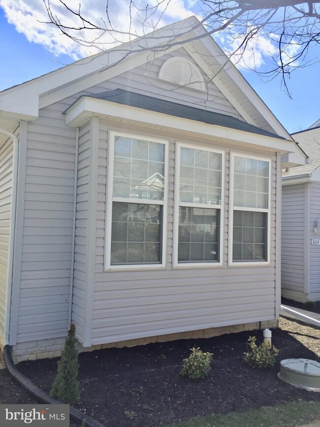 824 Brunswick St, Brunswick, MD 21716 - photo 2