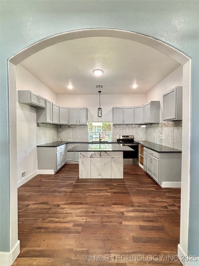 609 N C St, McAlester, OK 74501 - photo 7