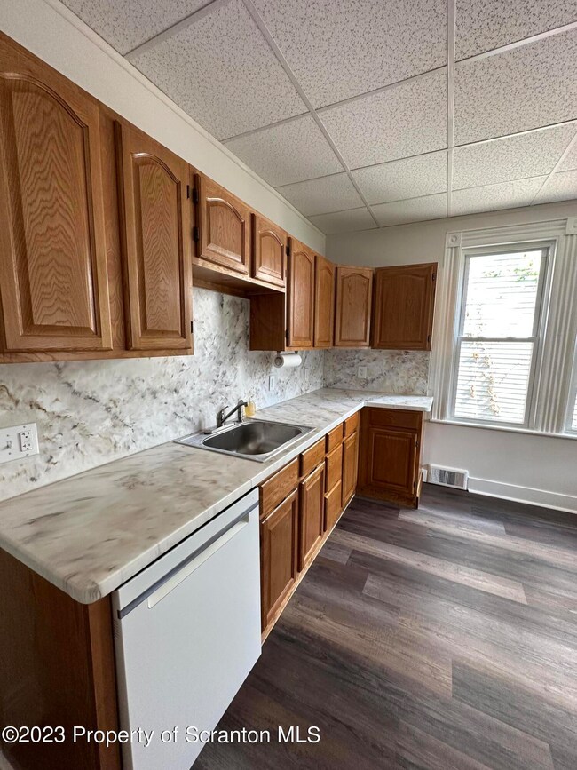 626 N Main Ave unit 628, Scranton, PA 18504 - photo 4