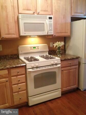 7218 Boscastle Ln, Hanover, MD 21076 - photo 4