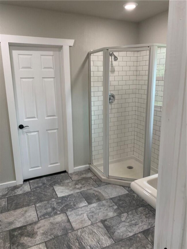 308 E Mccormick St, Prairie Grove, AR 72753 - photo 3