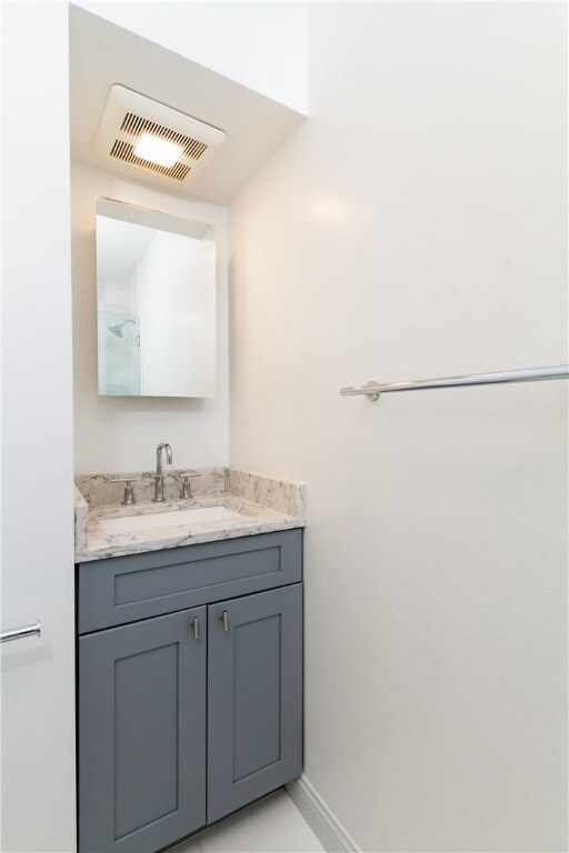 7 Cottage St unit 1, Newport, RI 02840 - photo 7