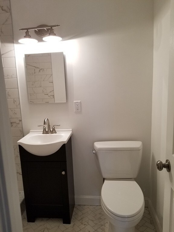 Harbor Towers unit 9A, Boston, MA 02110 - photo 5