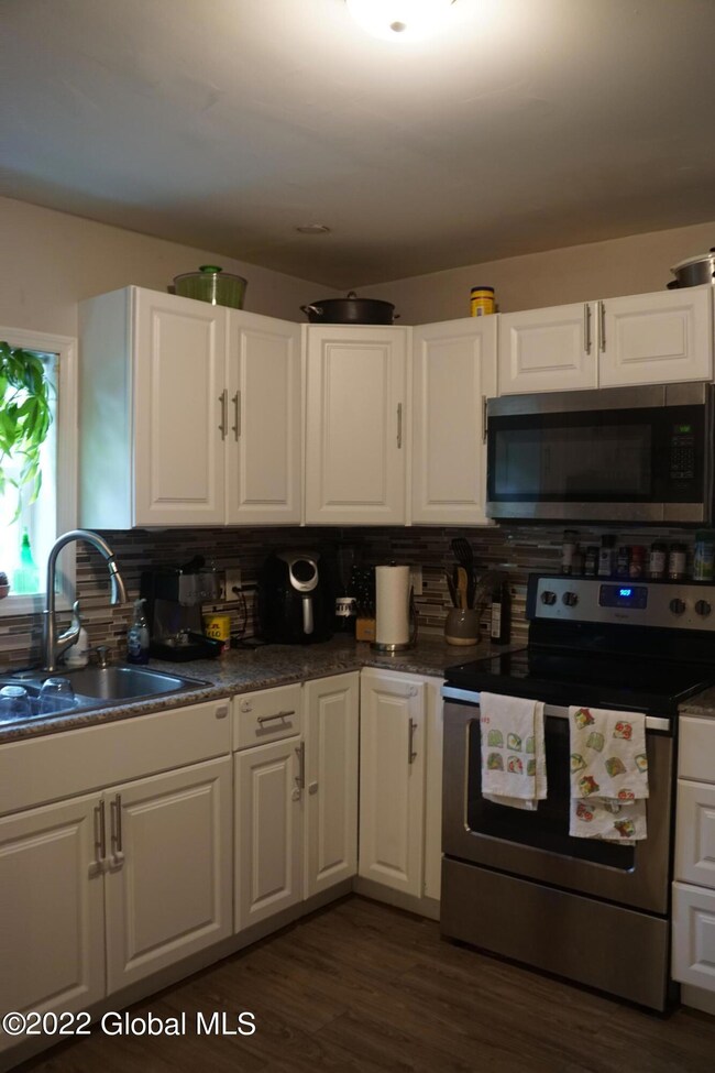 1st floor - kitchen