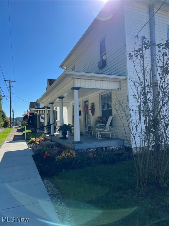 346 N Bridge St, Newcomerstown, OH 43832 - photo 3