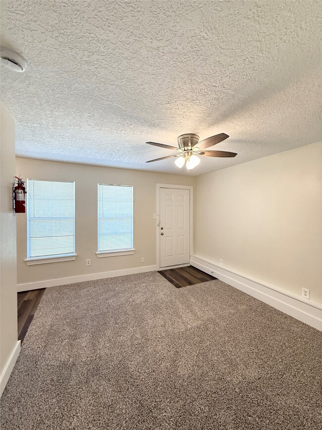 5415 Scott St unit 26, Houston, TX 77021 - photo 4