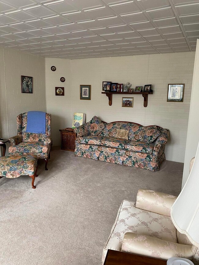 137 Hill St, Wilkes-Barre, PA 18702 - photo 7