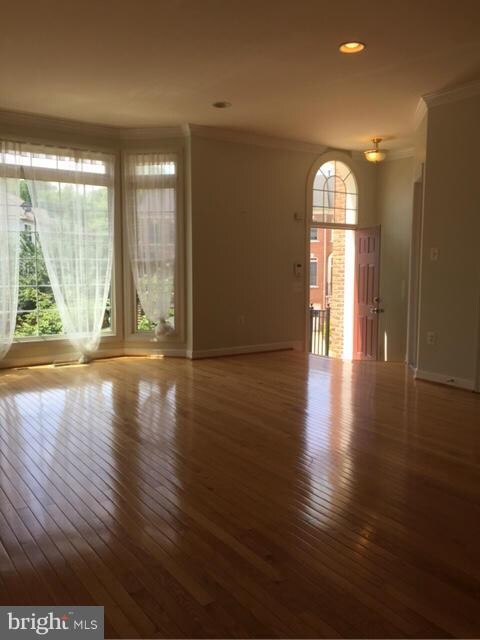 4505 Fair Valley Dr, Fairfax, VA 22033 - photo 2