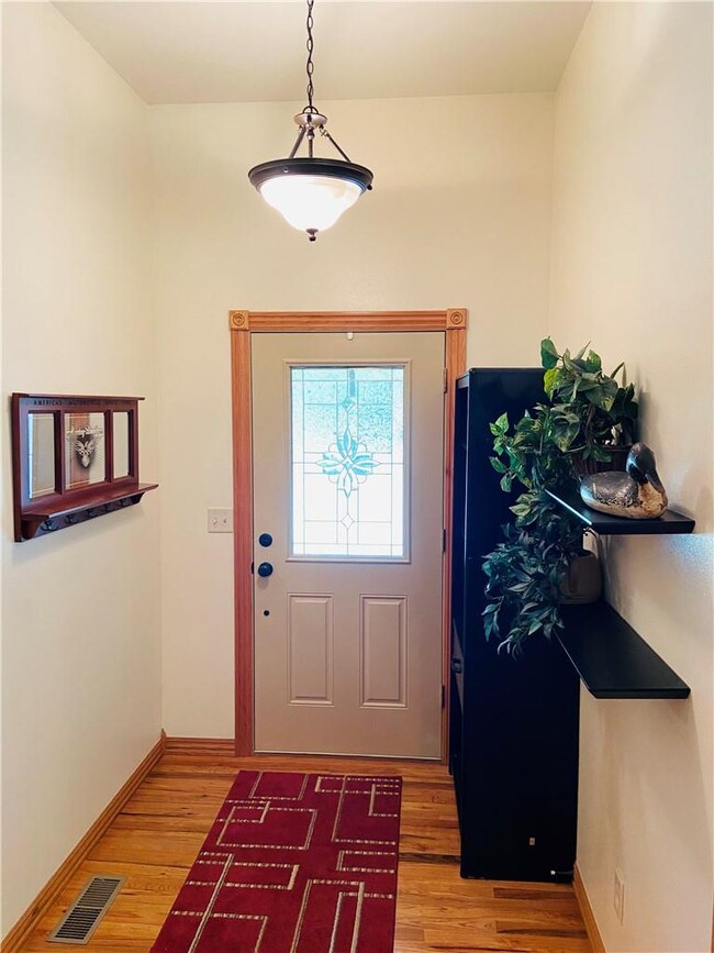 3 Baston Ln, Bella Vista, AR 72715 - photo 2