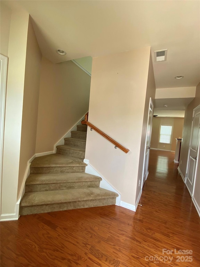 2601 Silverthorn Dr, Charlotte, NC 28273 - photo 2