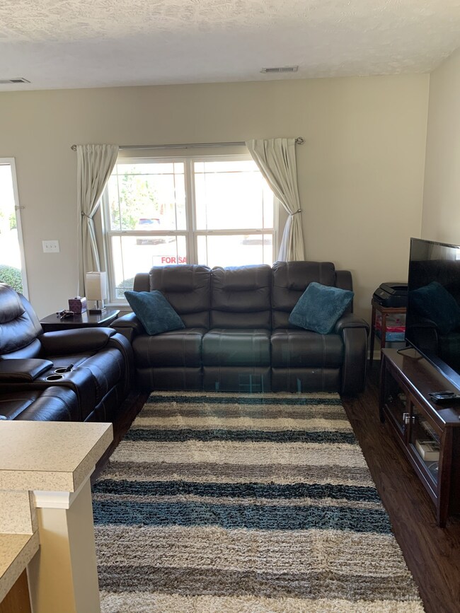 1004 Wells Way, Spring Hill, TN 37174 - photo 2