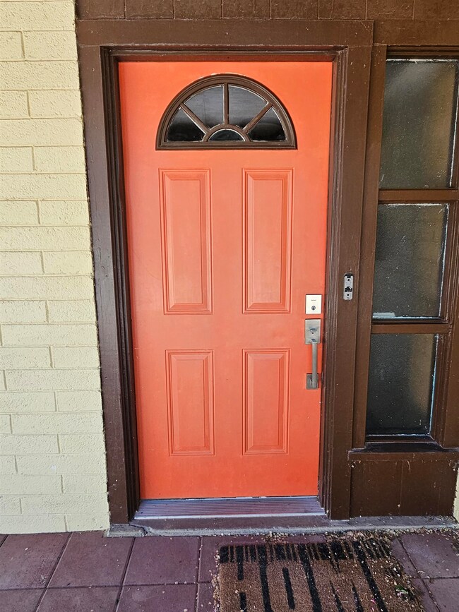 1402 Mountain View Ave, Alamogordo, NM 88310 - photo 6