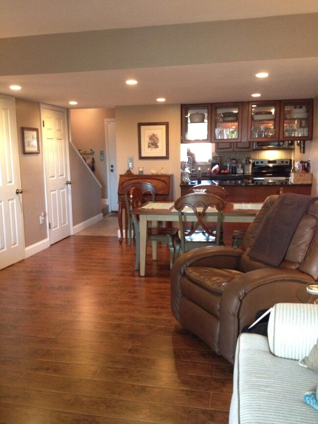 Living room 3