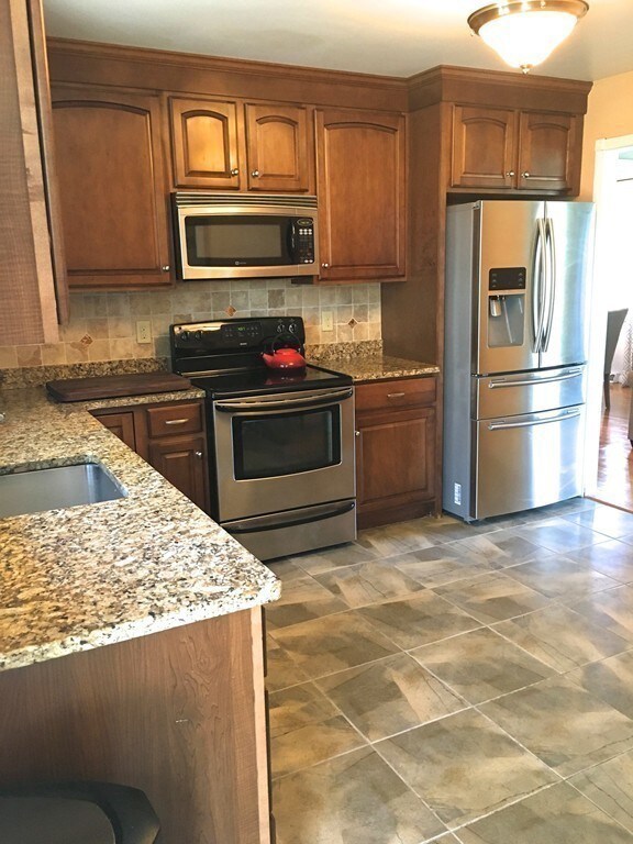 64 Fernbrook Rd, Northborough, MA 01532 - photo 7