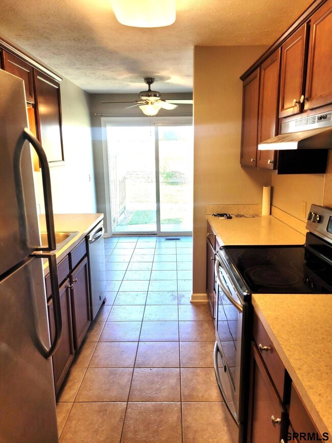 13217 Carpenter St, Omaha, NE 68138 - photo 6