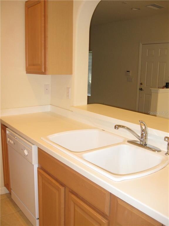 Double sink