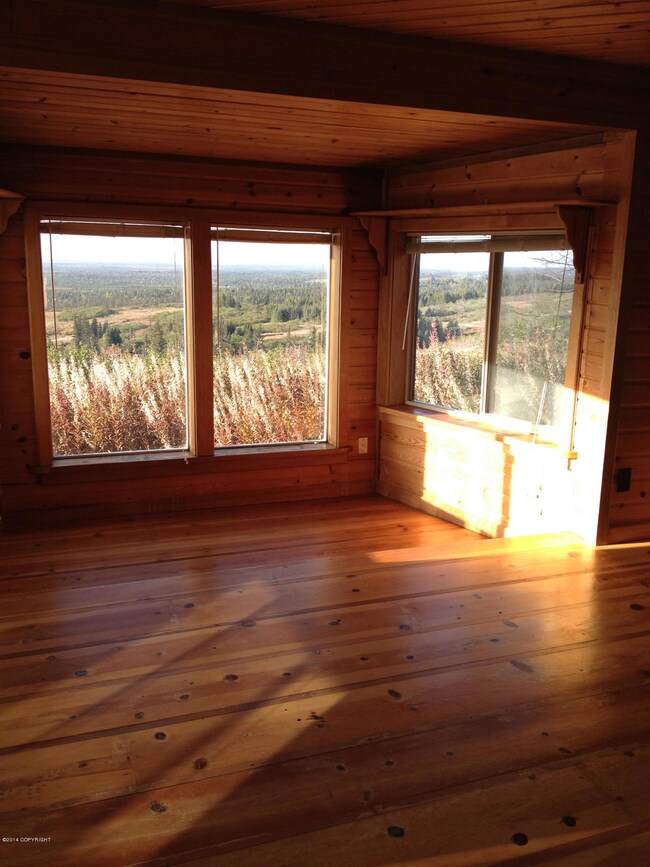 Gorgeous living room, hardwood floors