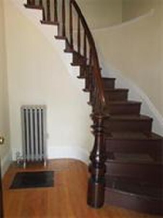 102-1/2 Boyd unit 2, Newton, MA 02458 - photo 3