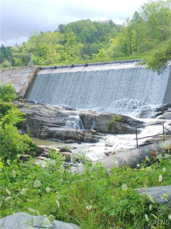 Property is 1/2 mile from the beautiful Carver fal