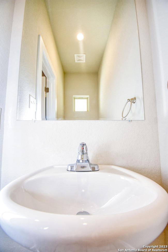 8431 Via Verona unit 101, San Antonio, TX 78227 - photo 7