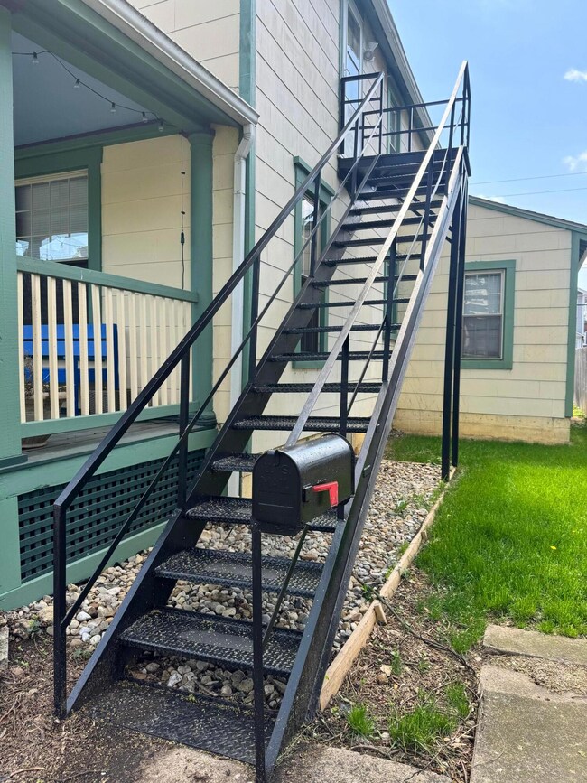 47 W Pacemont Entrance