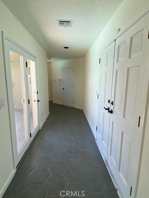 14283 Glenview Ct, Victorville, CA 92395 - photo 6