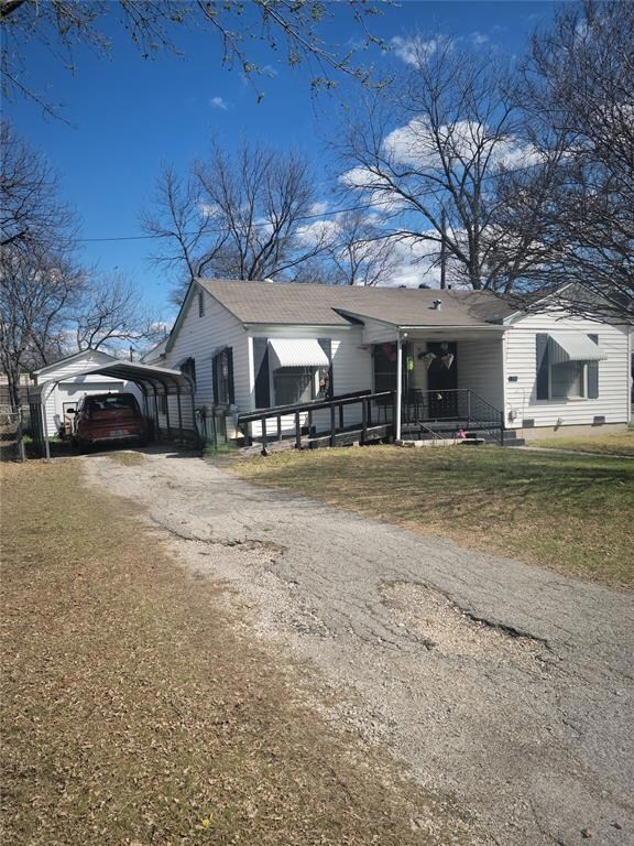 1100 N Morris St, Gainesville, TX 76240 - photo 2