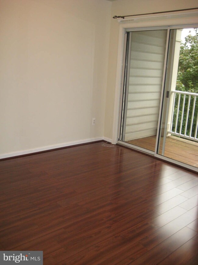 2323 Henshaw Place unit 203, Alexandria, VA 22311 - photo 7