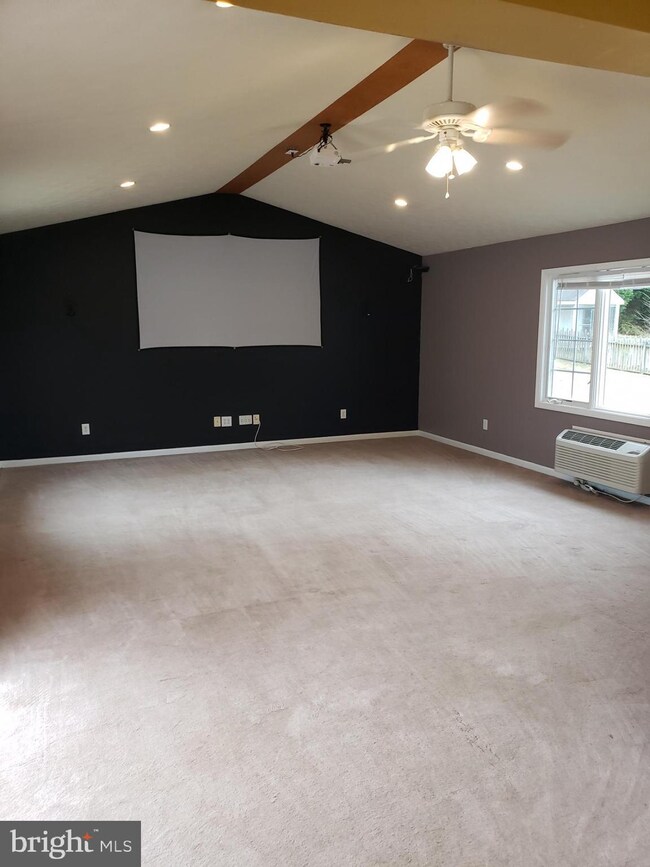 35686 Golf Course Dr, Mechanicsville, MD 20659 - photo 3