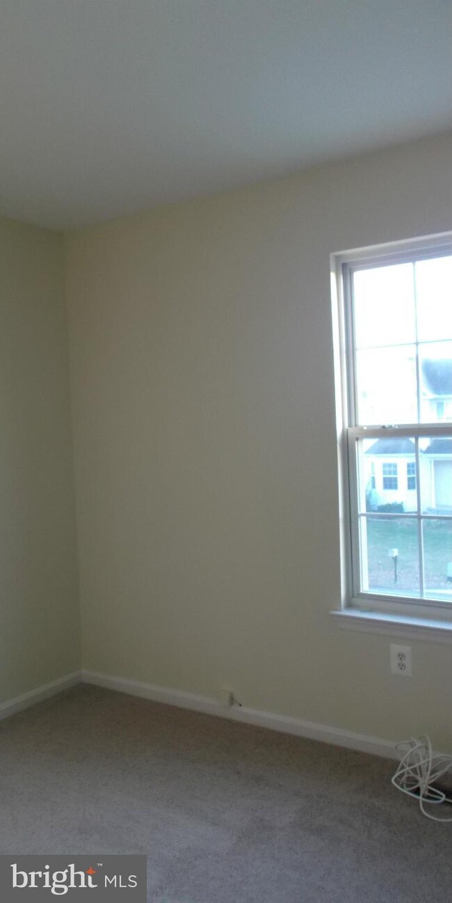 8402 Maple St, Laurel, MD 20707 - photo 7