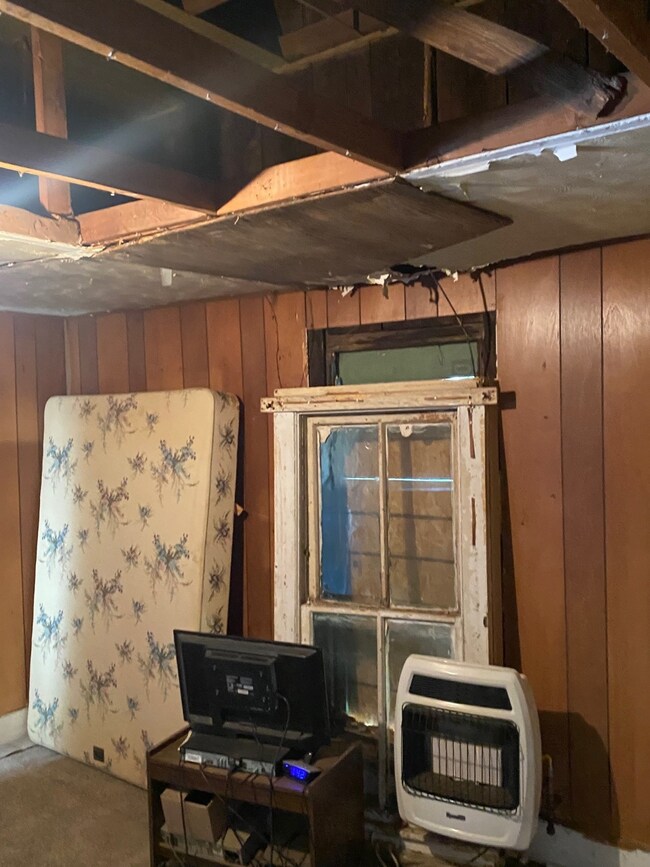 629 W Walker St, Denison, TX 75020 - photo 6