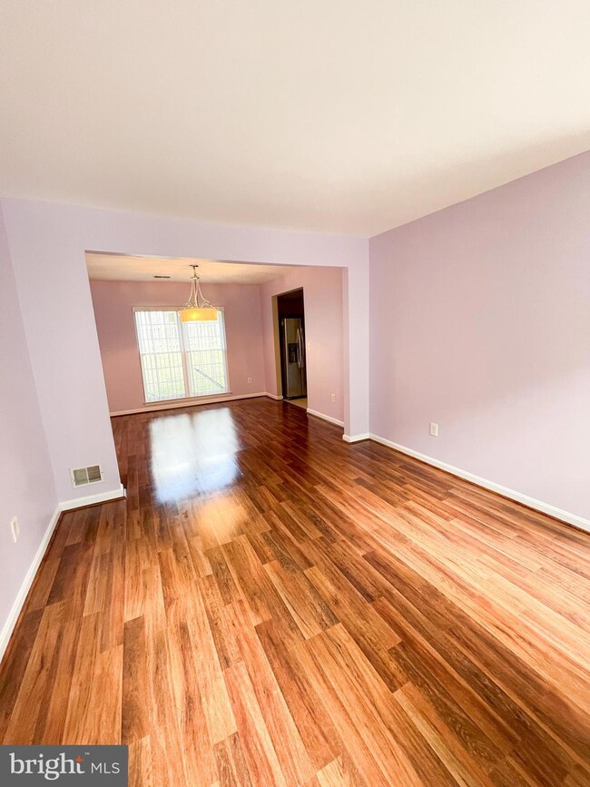 3278 Mountain Laurel Loop, Dumfries, VA 22026 - photo 2