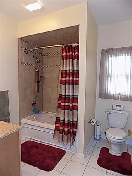 Full Bathroom  Enormous 9 x 8 bathroom is in prist
