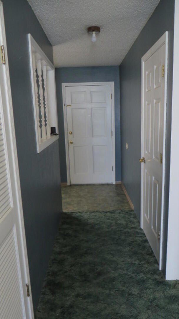 4201 Sturdivant Ave, Klamath Falls, OR 97603 - photo 2