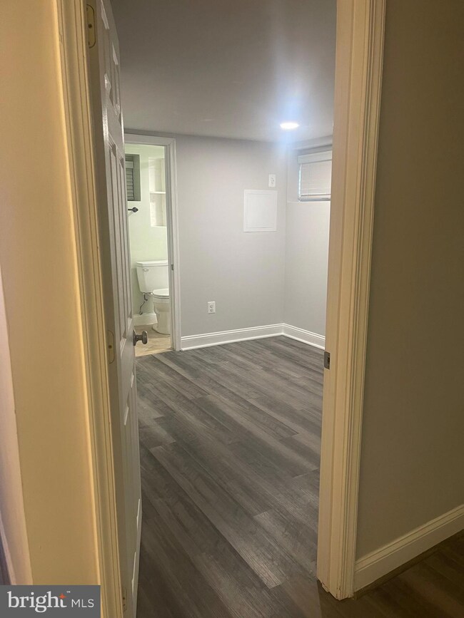 138 Cambridge Rd unit B1, Alexandria, VA 22314 - photo 6