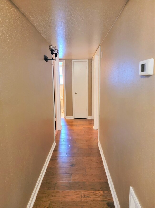 1211 Dellbrook Dr, Houston, TX 77038 - photo 5