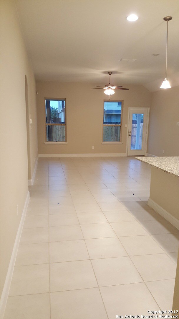 9819 Bricewood Post, San Antonio, TX 78254 - photo 5