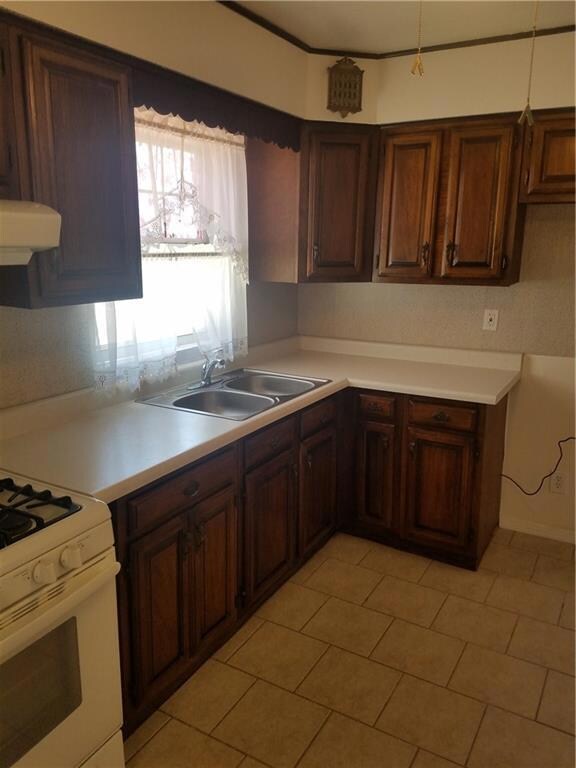 7868 Clover Way, El Paso, TX 79915 - photo 7