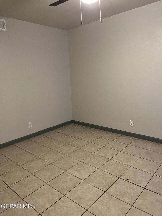 3920 Cumberland Ave unit B, El Paso, TX 79903 - photo 7