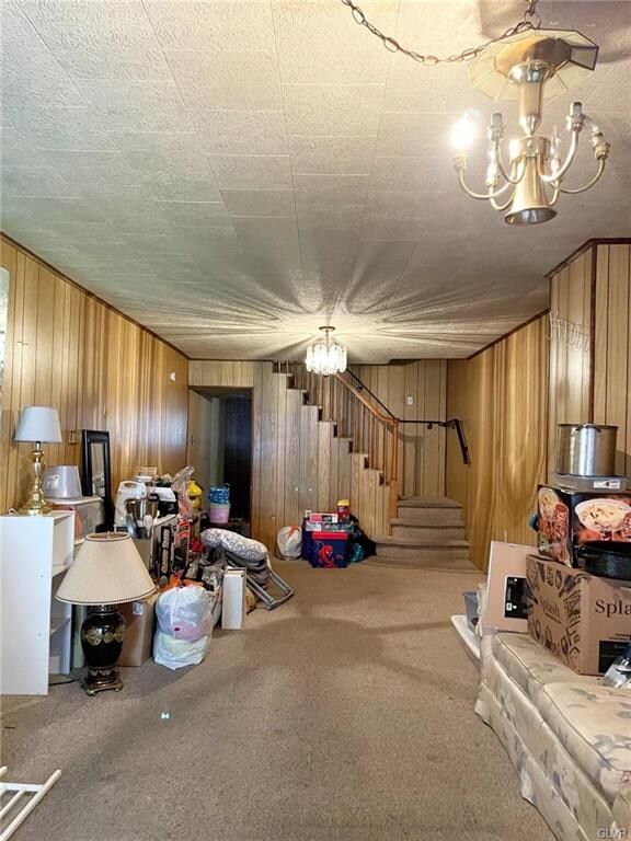 339 W Patterson St, Lansford, PA 18232 - photo 2