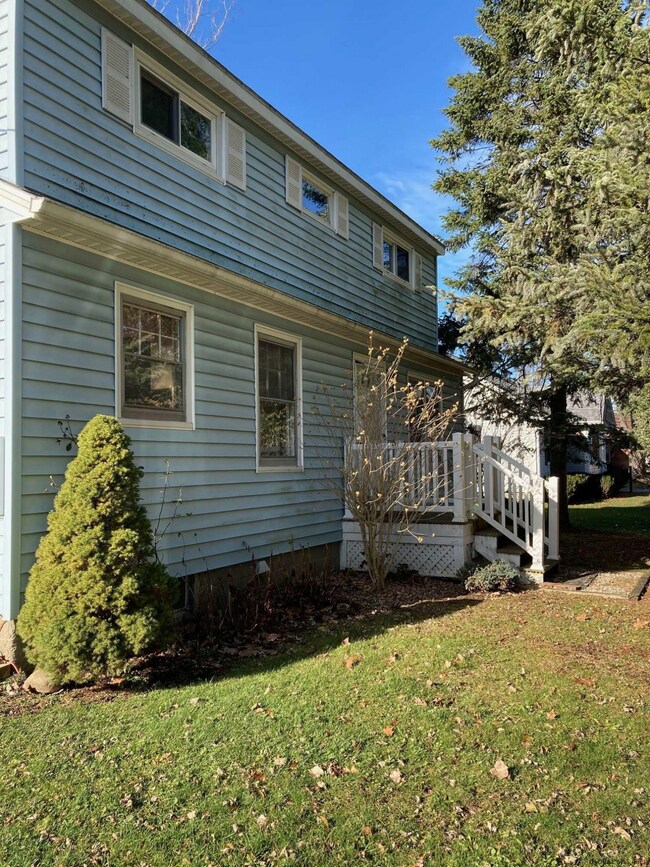629 Sacandaga Rd, Schenectady, NY 12302 - photo 2