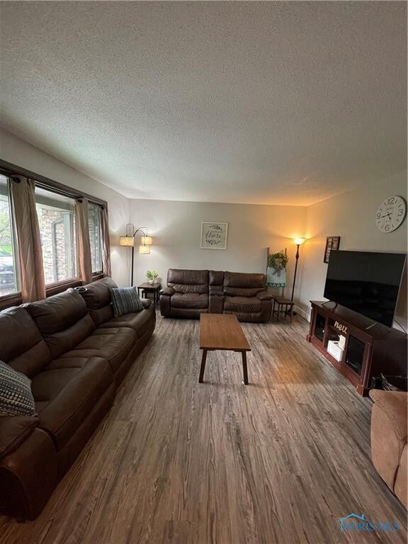 2231 N Brookside Blvd, Genoa, OH 43430 - photo 7