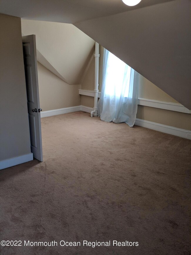 103 Main St unit 2, Keyport, NJ 07735 - photo 3