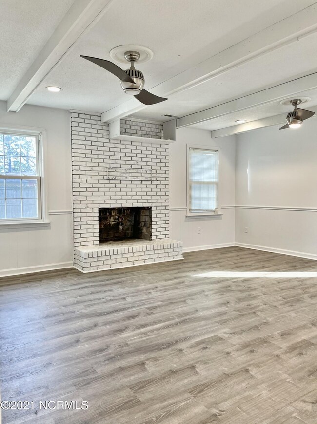 208 Chatham Ct, Jacksonville, NC 28540 - photo 5