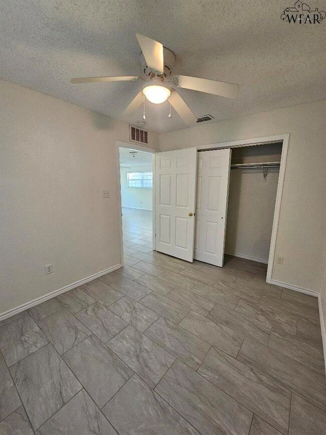 1608 30th St, Wichita Falls, TX 76302 - photo 6