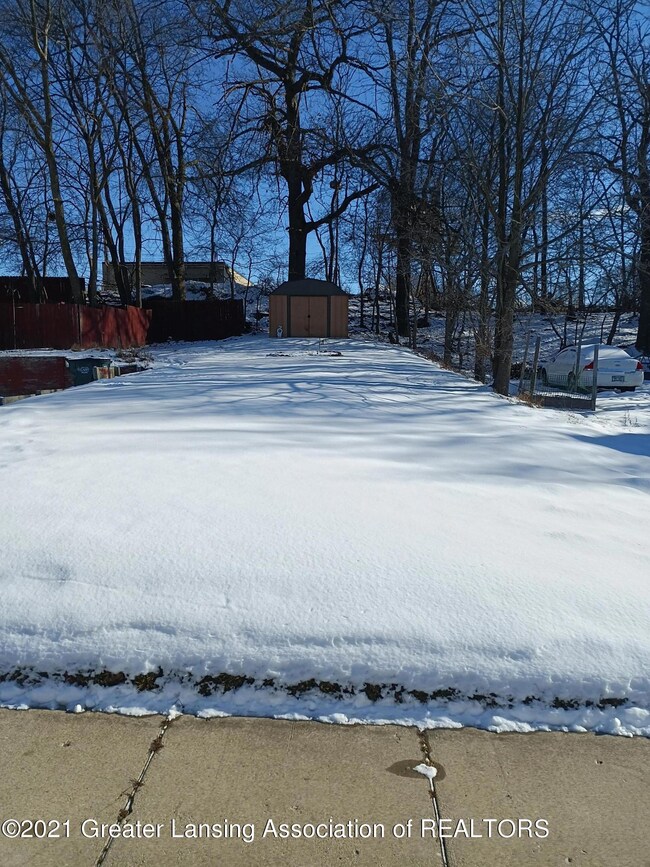 1934 Thompson St