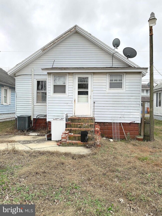 411 Robbins St, Cambridge, MD 21613 - photo 3