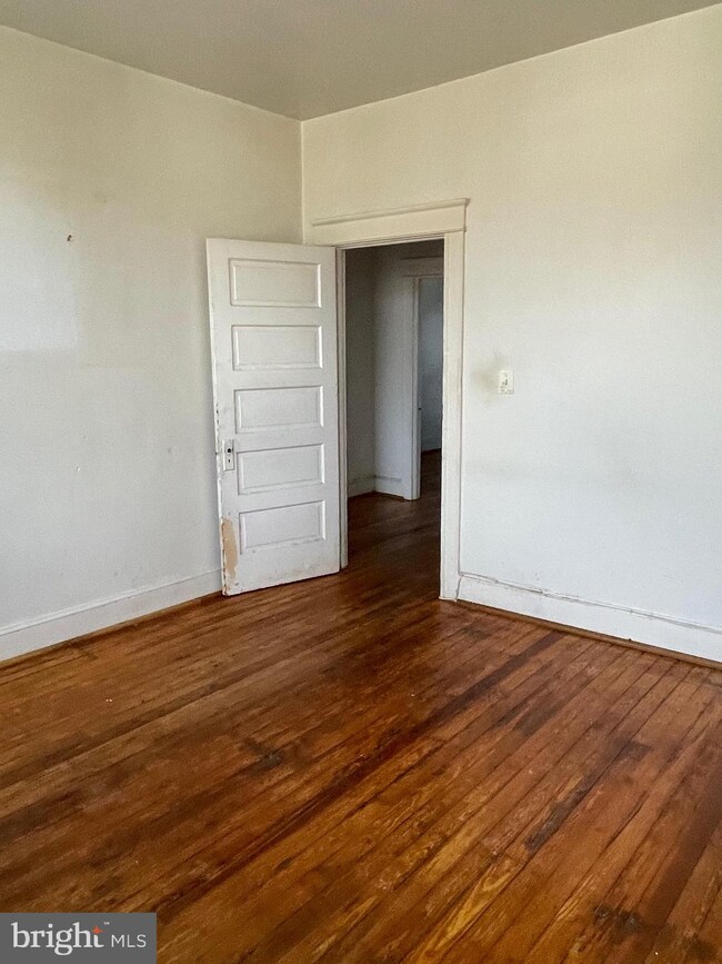 1719 Chilton St, Baltimore, MD 21218 - photo 7